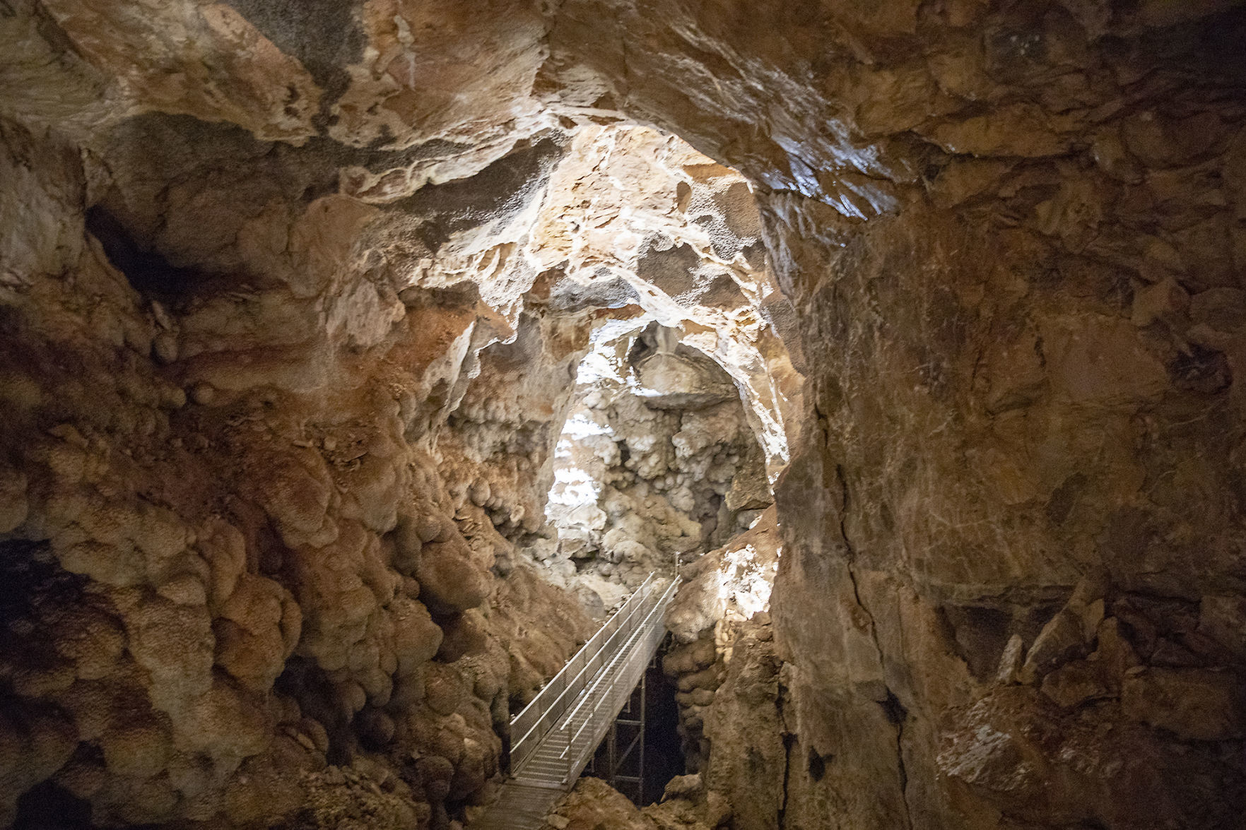 093018-nws-cave002.jpg